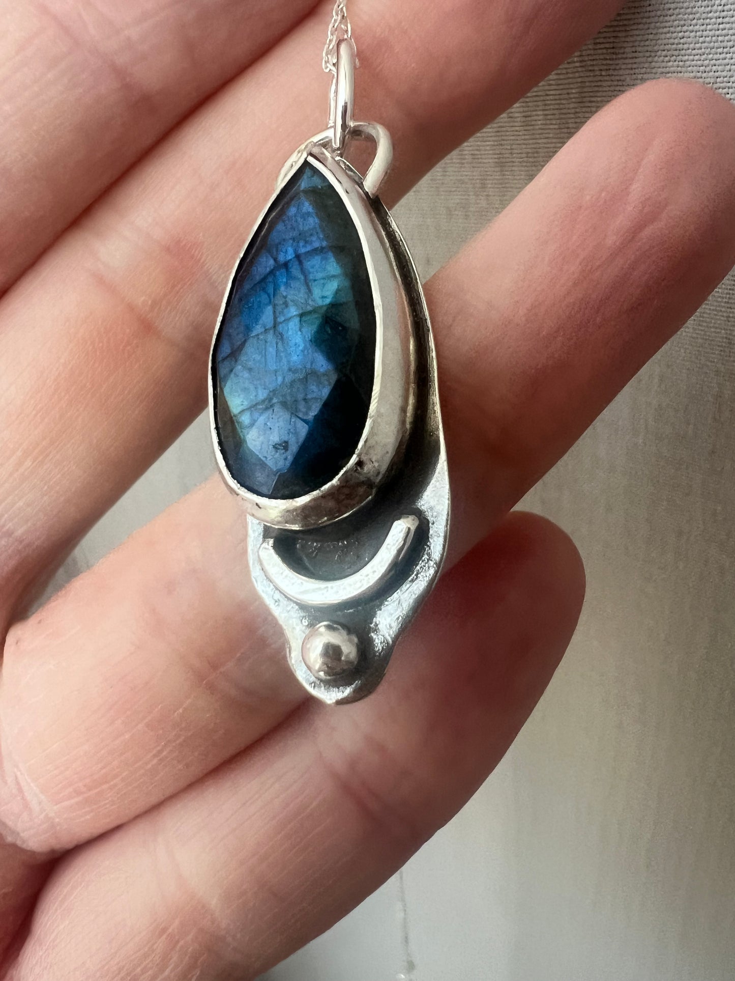 labradorite pear necklace