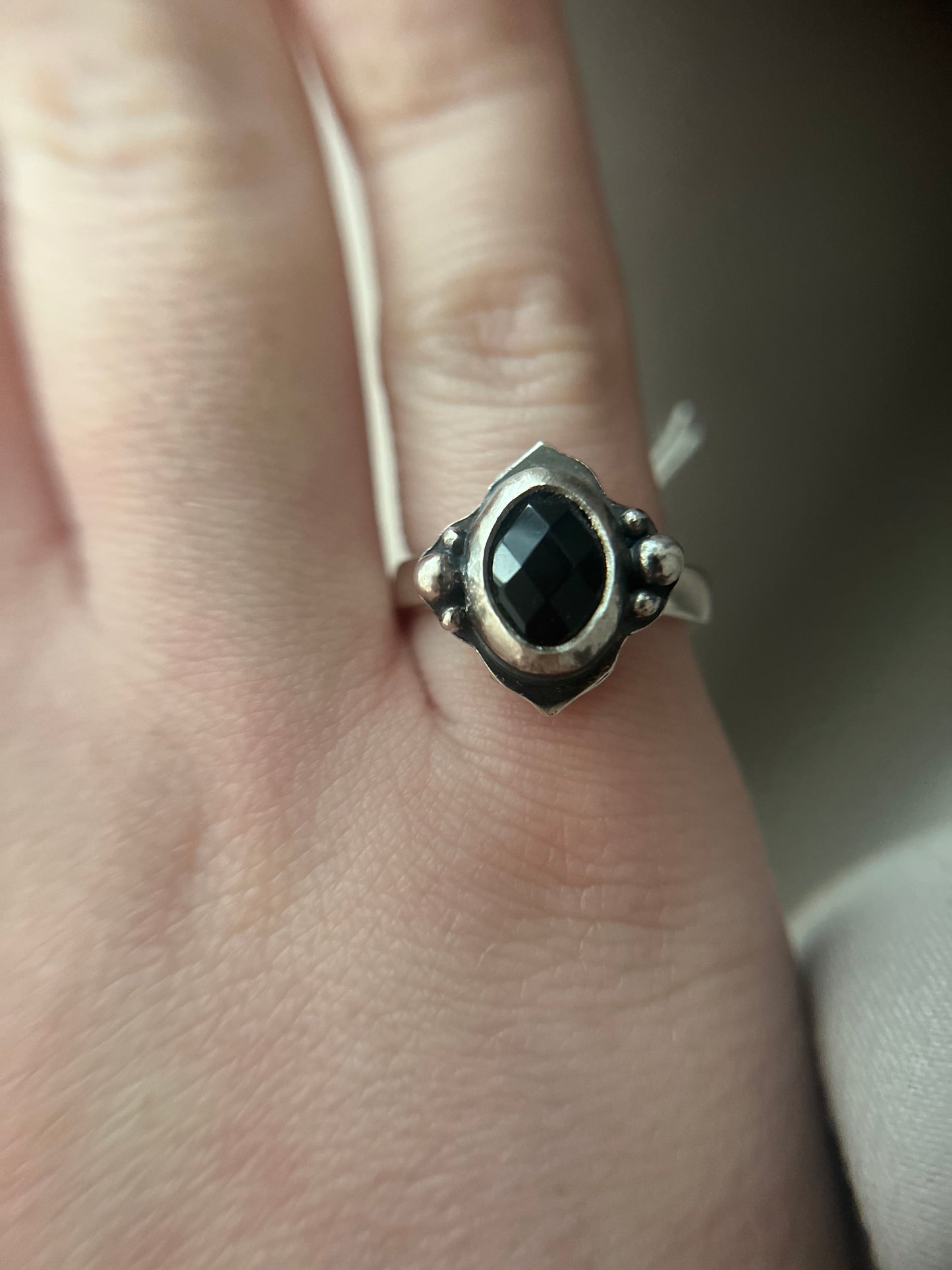 onyx oval decorative ring