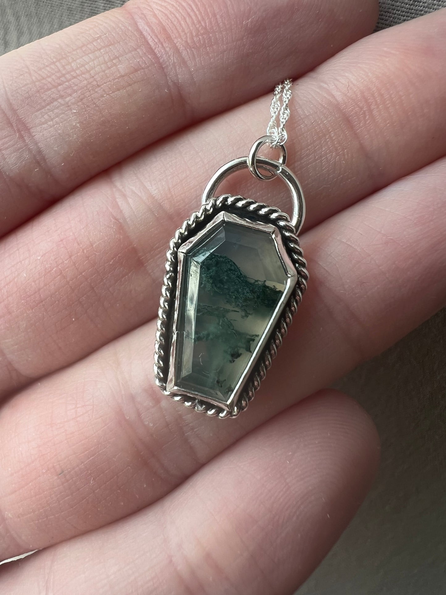 moss agate coffin rope necklace