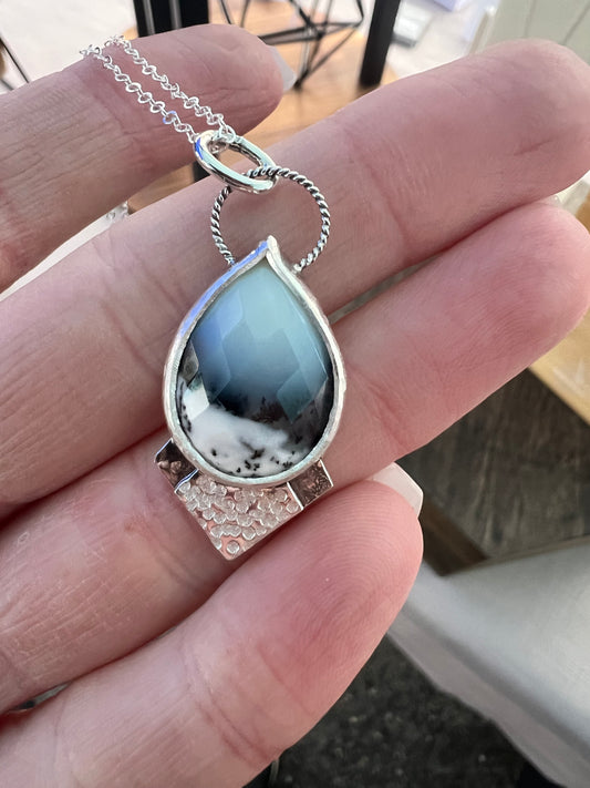 dendritic agate pear necklace
