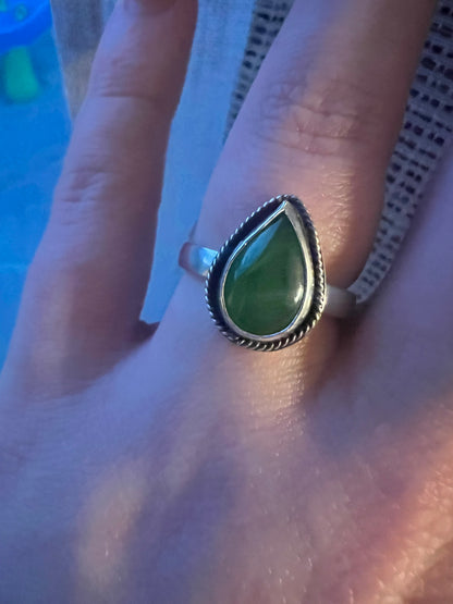 vintage jade pear rope ring