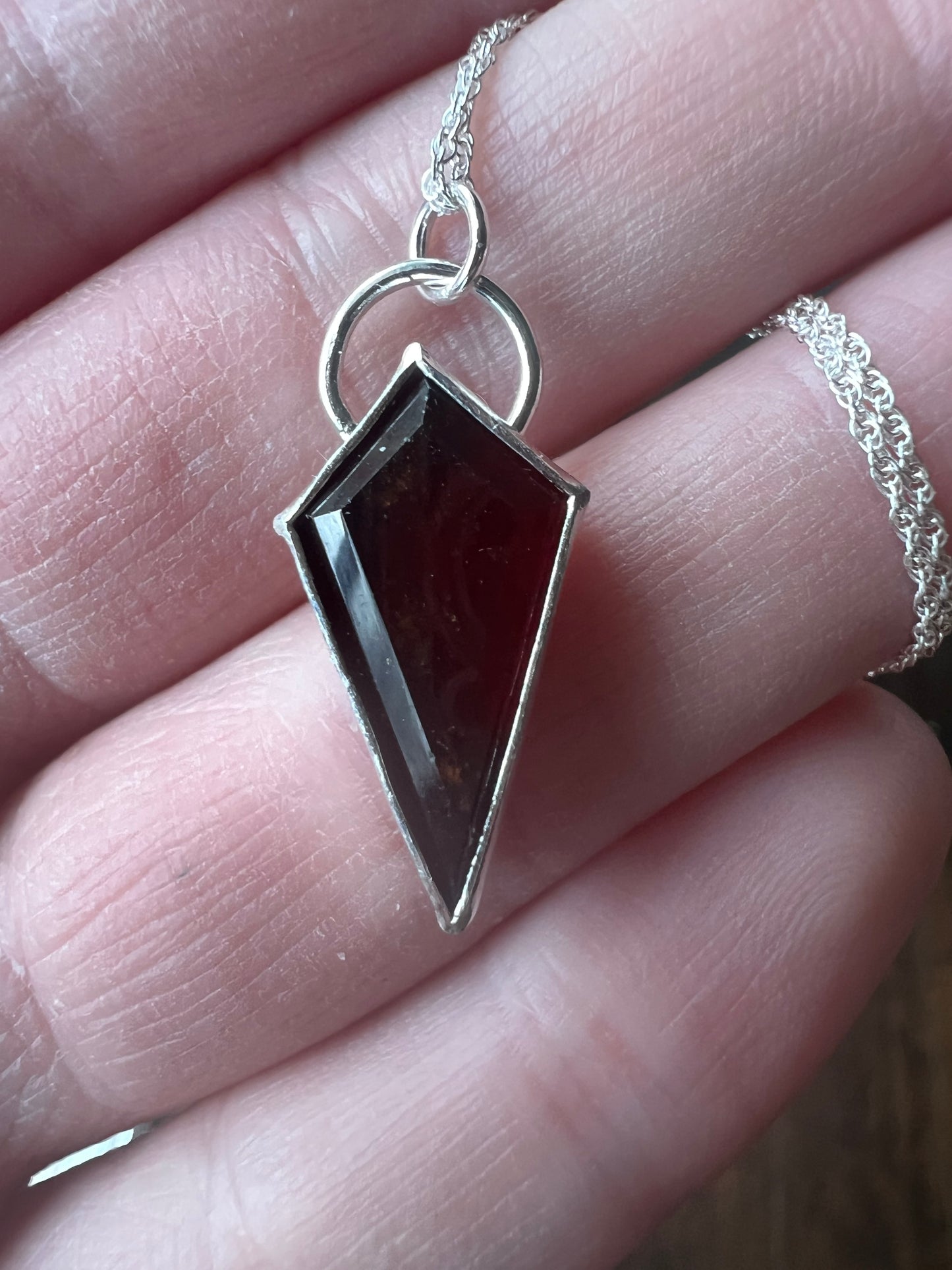 garnet kite table cut necklace