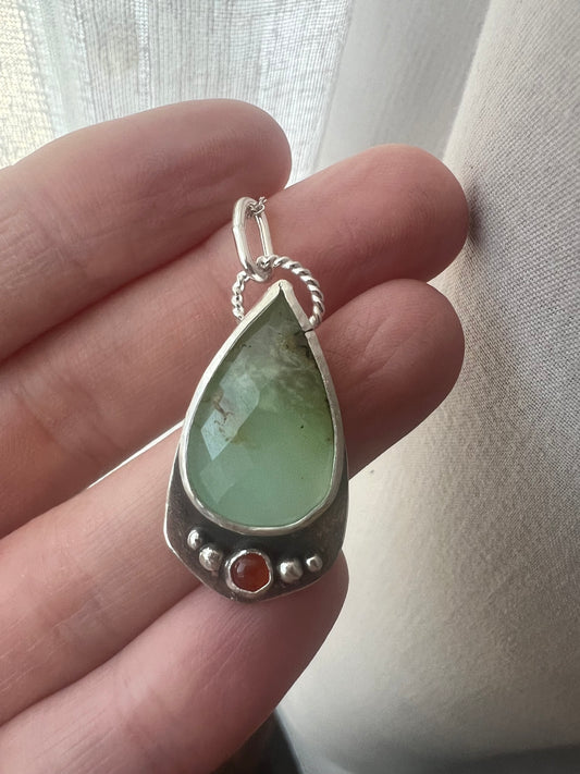 mysterious pear stone and carnelian round necklace