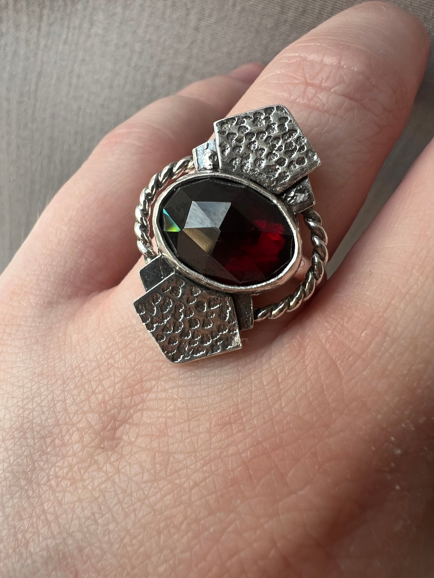 garnet oval decorative ring