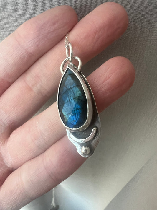 labradorite pear necklace