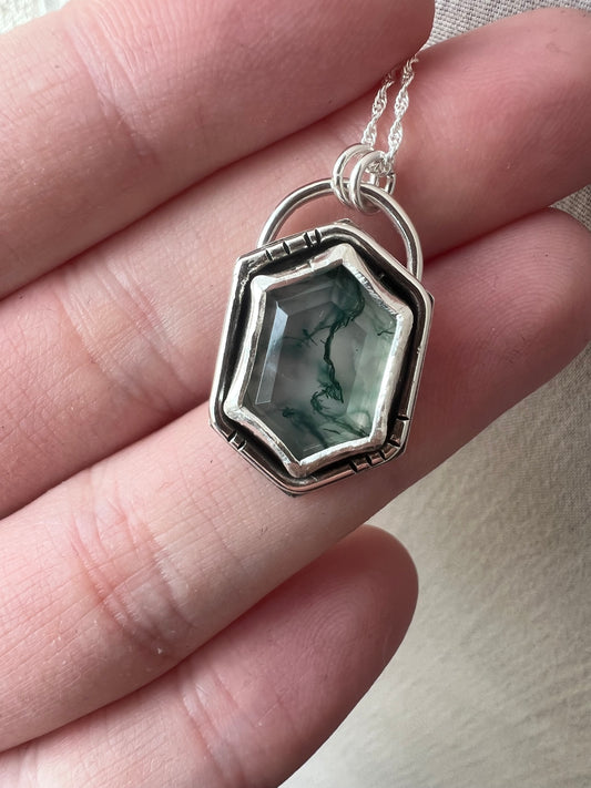 moss agate hexagon necklace