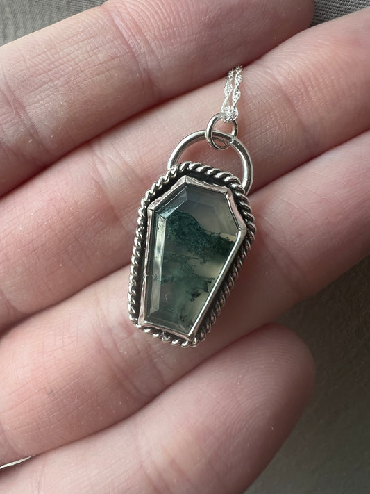 moss agate coffin rope necklace