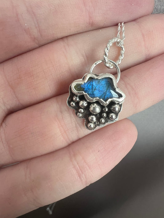 labradorite cloud necklace
