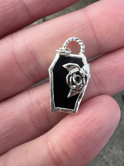 spinel coffin table cut reversible rose necklace